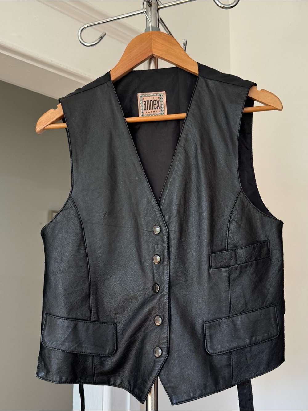 Black Tuxedo-Style Classic Button-Front Leather Sleeveless Vest With Black Satin